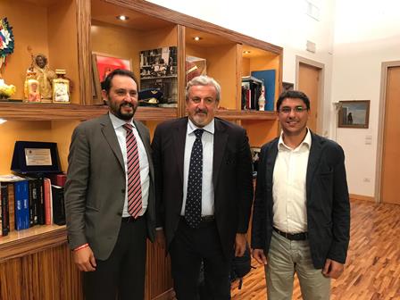Il Sindaco di Monte Sant’Angelo Pierpaolo d’Arienzo nominato nuovo coordinatore regionale di Avviso Pubblico in Puglia ieri l’incontro con Emiliano e Montà