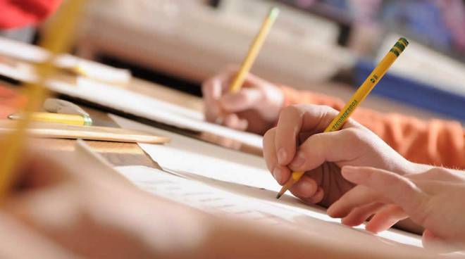Bando di concorso pubblico per titoli ed esami per l’assunzione a tempo parziale al 50% (18 ore) e indeterminato di un istruttore geometra – elenco ammessi