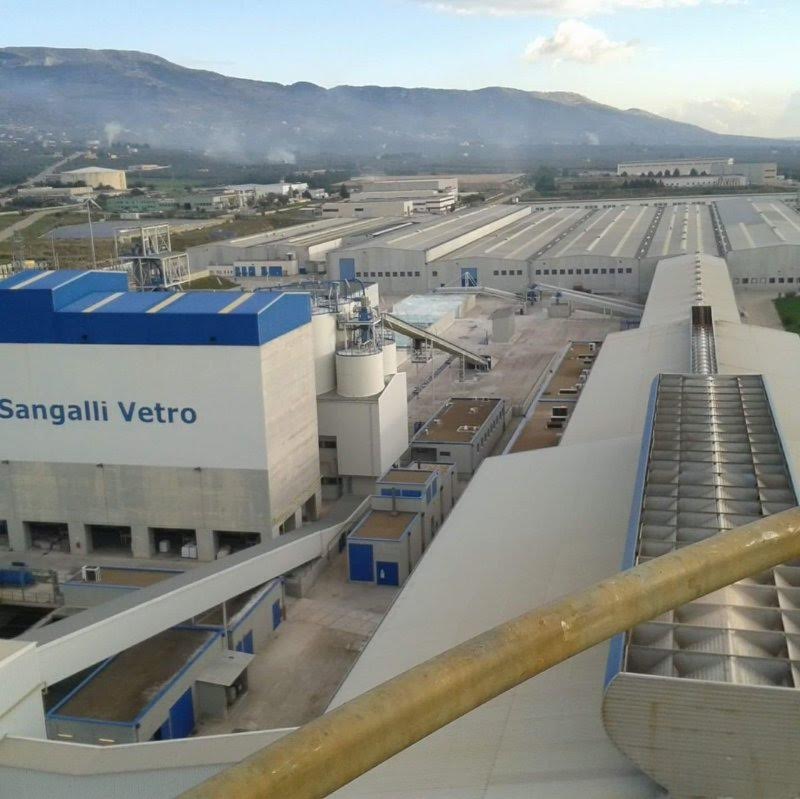Vertenza Sangalli vetro, sindaco d’Arienzo: “Sito strategico, presentata anche seconda offerta”