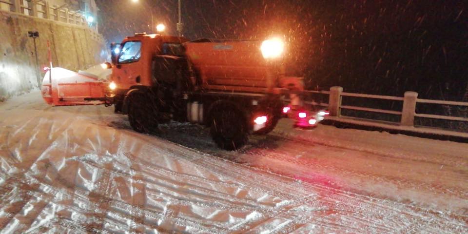 NEVE, SINDACO d’ARIENZO: “DOMANI SCUOLE CHIUSE E PARTENZA AUTOBUS DA VIALE KENNEDY”