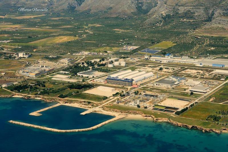 Incentivi fiscali e semplificazione amministrativa, l’Area industriale di Monte Sant’Angelo inserita nella ZES Adriatica, entusiasta il Sindaco d’Arienzo: “Ora nuovi investitori”